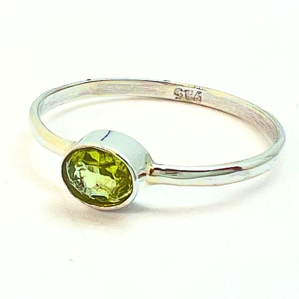 Peridot, neliömäinen kynsisarja