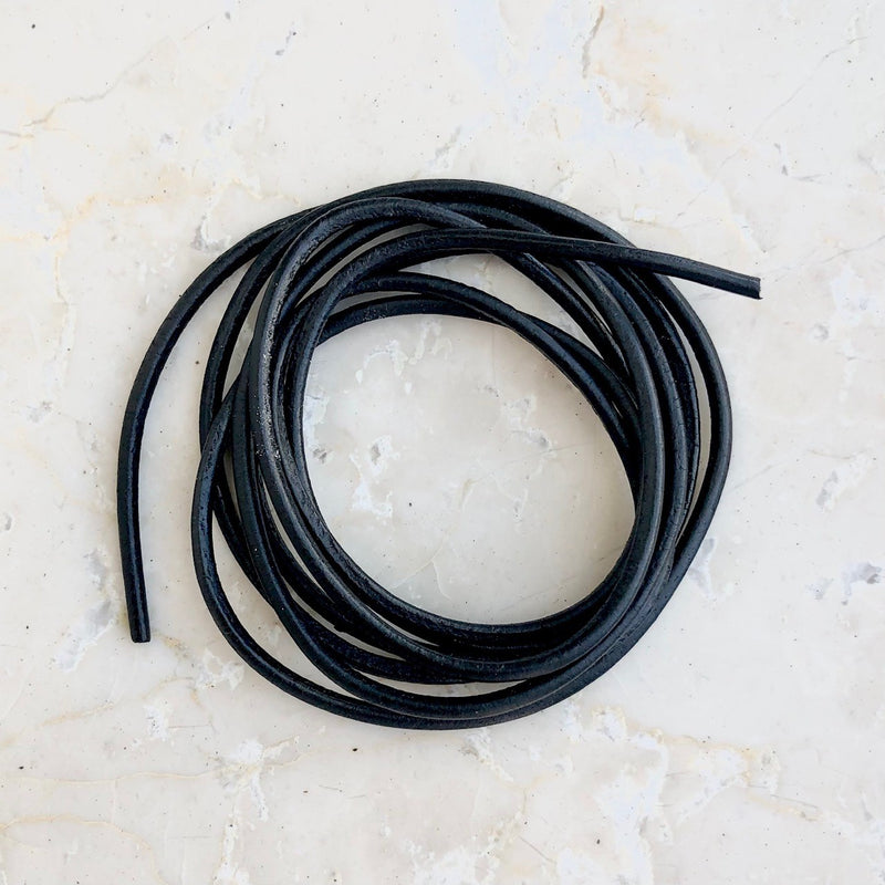 Leather strap, black 1.3 mm or 2.0 mm