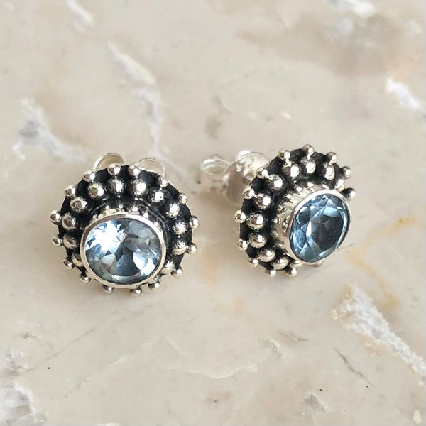 Blue topaz, stud earring silver with filigree