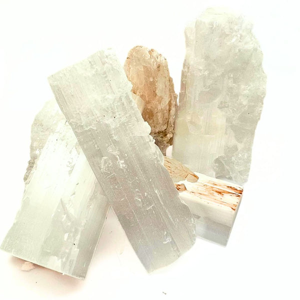Selenite, raw mineral different sizes