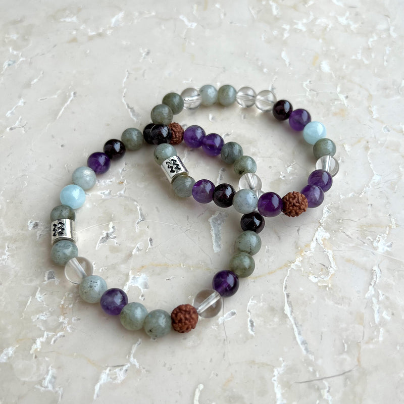 Zodiac sign Aquarius stone bracelet