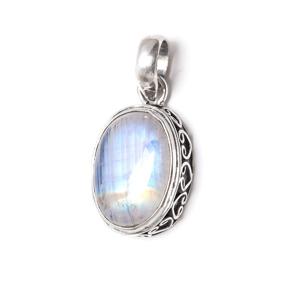 Rainbow moonstone, oval pendant in silver