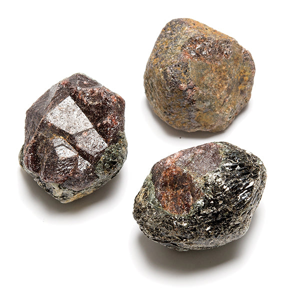 Granat, rå naturlig kristall