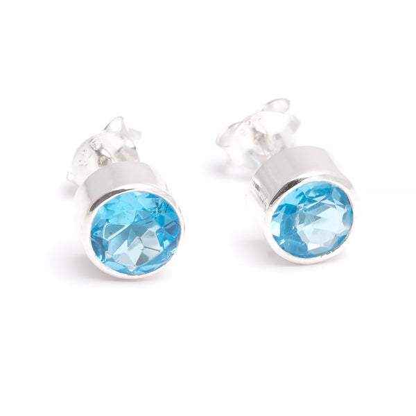 Blue topaz, stud earrings in smooth silver setting