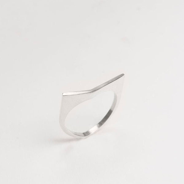 Ring Cornelia Webb Sterling silver, Thin Angled, storl 16