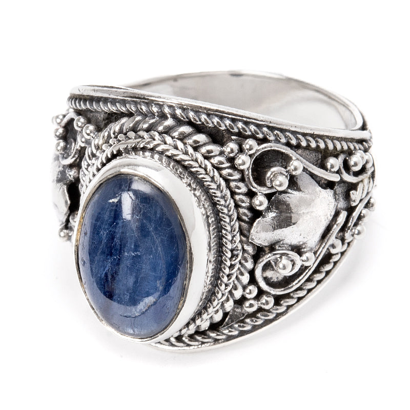 Kyanite, wide silver ring with filigree