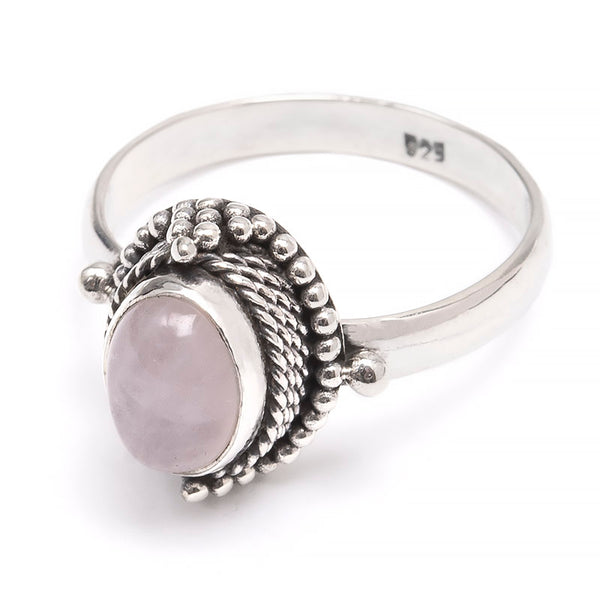 Rose quartz, oval ring with silver filigree