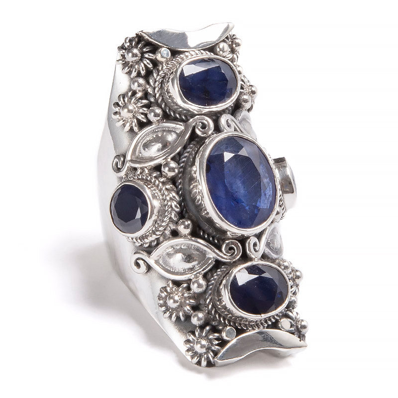 Sapphire, five stones with filigree silver ring
