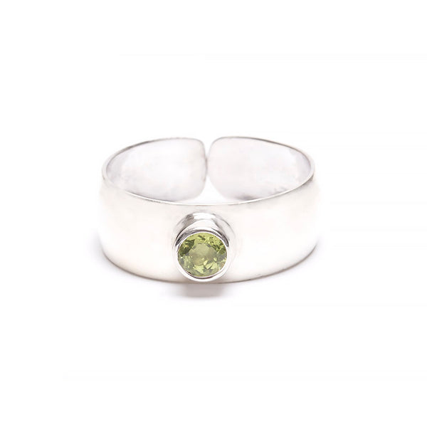 Ring, peridot silver ring