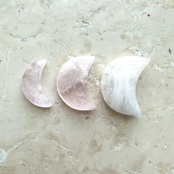 Rose quartz, small cut moon