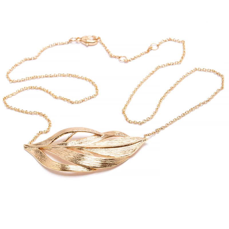 Feather, necklace in gold-plated brass