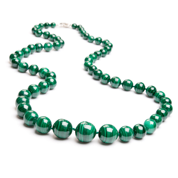 Malachite, necklace with knot