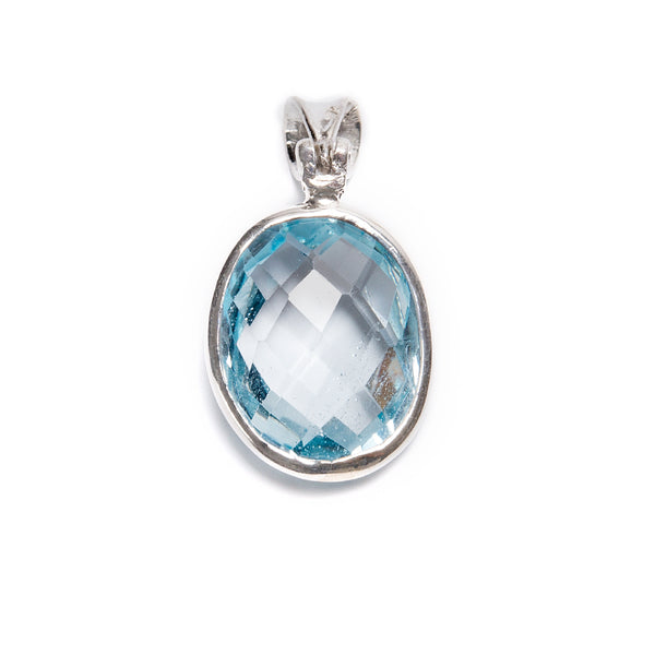 Blue topaz, oval pendant in silver