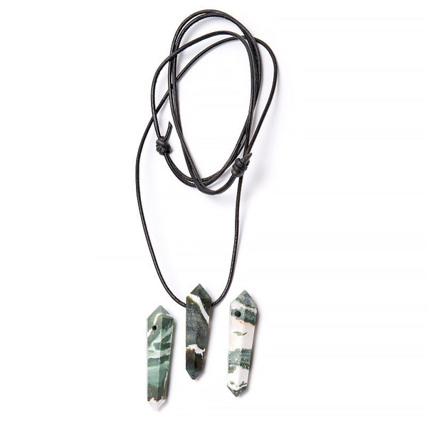 Sardonyx green, lace pendant with hole for strap