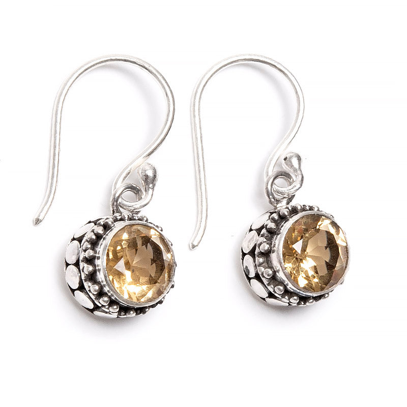 Citrine earring, round faceted stone with silver filigree