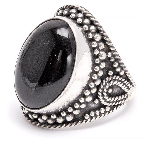 Onyx, large cabuchon filigree silver ring