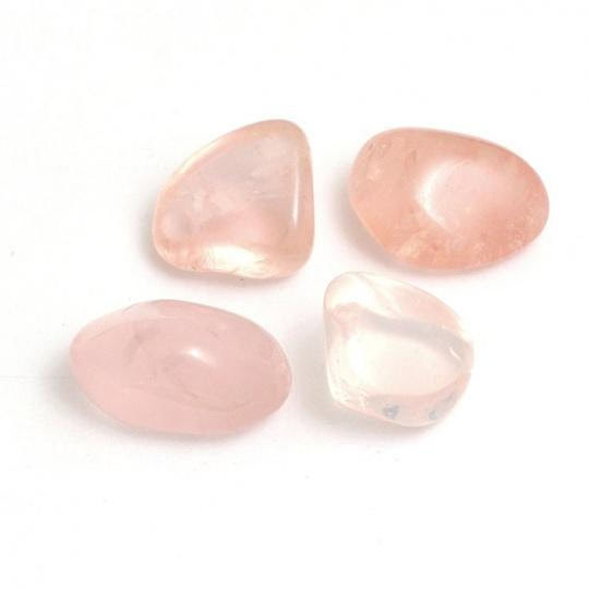 Rose quartz, tumbled stone