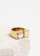 Ring Cornelis Webb rose quartz with gold plating